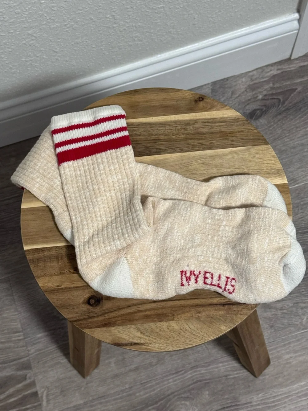 OSFM Ivy Ellis The Torrisdale Crew Socks Vintage Sport Ribbed Cotton Red & Cream